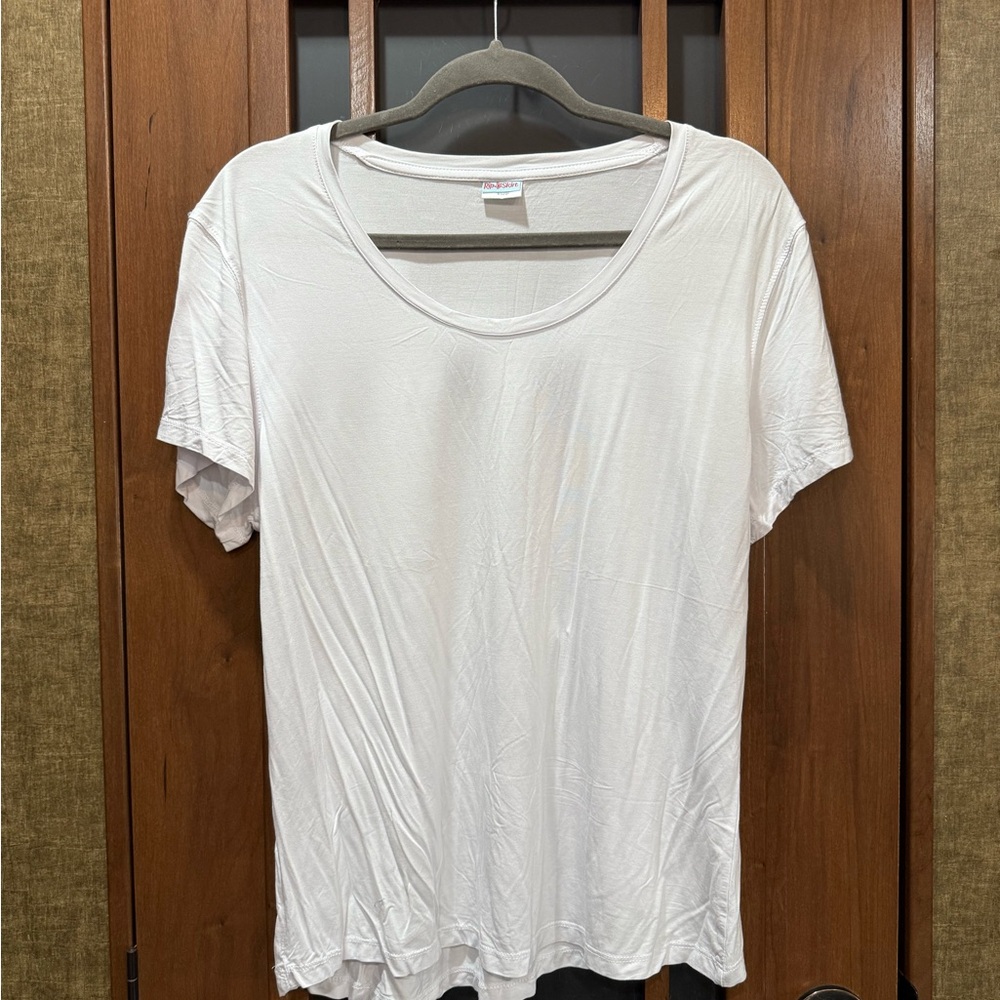 Ripskirt Hawaii White Simple Tee XL EUC